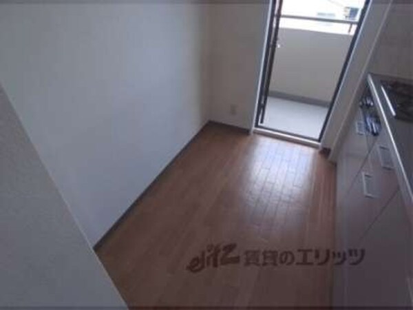 冷蔵庫置場