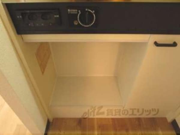 冷蔵庫置場