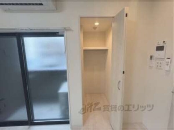 収納(ウォークインクローゼット)