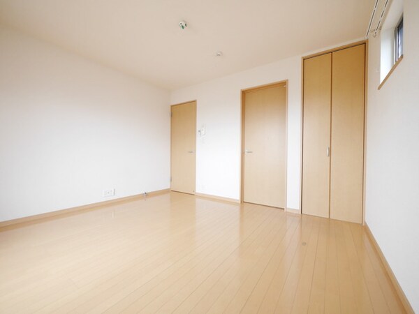 リビング・居室(★フローリングのきれいなお部屋です★)