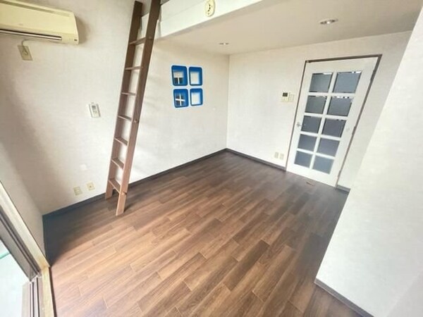 寝室
