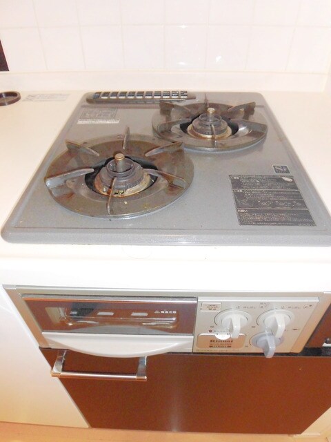 物件内観写真18　(★★２口ガスコンロ、魚も焼けるグリル付き★★)