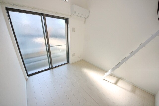 物件内観写真2　(★リビング★)