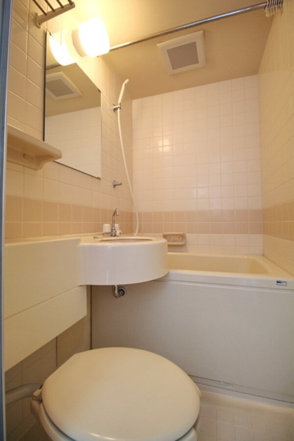 バス／シャワールーム等