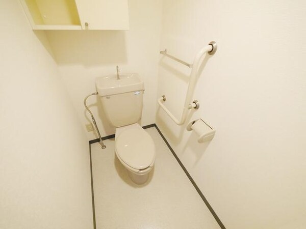 トイレ(同シリーズ)