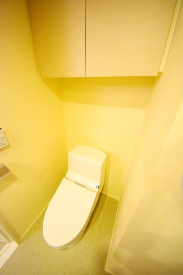 トイレ(★★快適なウォシュレット付★★)