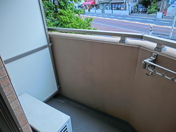 バルコニー(物干し金物付)