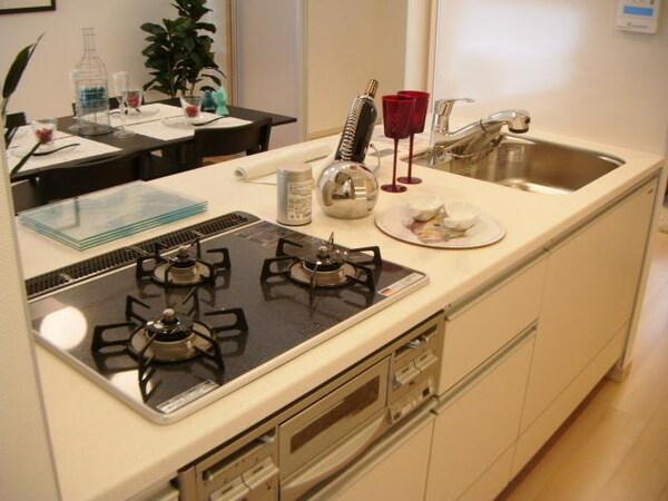 キッチン(システムキッチン)