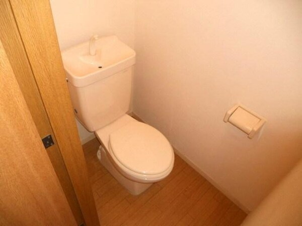 トイレ(★もちろんバス・トイレ別です★)