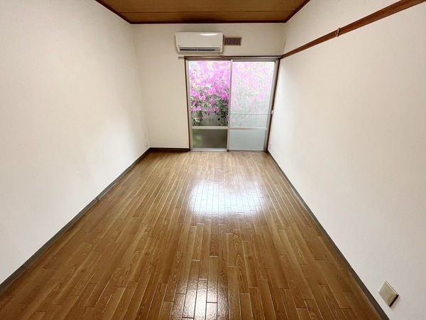リビング・居室(同物件同じ間取りのイメージ写真です。)