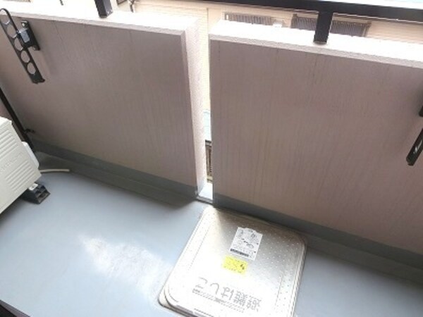 バルコニー(同施工別号室参照。)