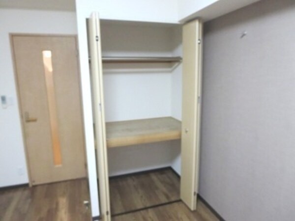 収納(同施工別号室参照。)