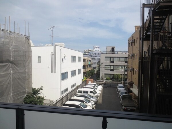 眺望(★バルコニーが通りと逆向きで静かです★)