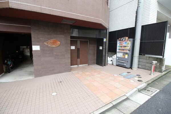 エントランス(☆正面玄関☆)