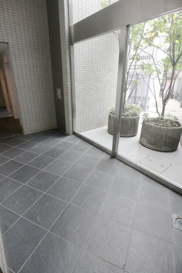 エントランス(【初期費用分割・クレカ対応】一都三県のお部屋探しは2025…)