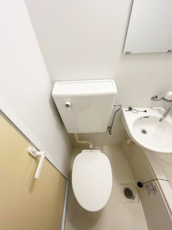 トイレ(お部屋探しは株式会社　タウンハウジング　までお気軽にお問合…)