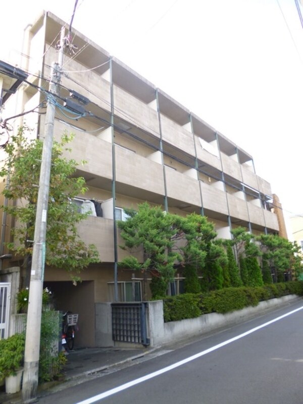 外観(★三軒茶屋駅から徒歩10分★)