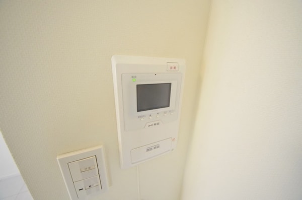 セキュリティ(★安心のモニター付きインターホン★)