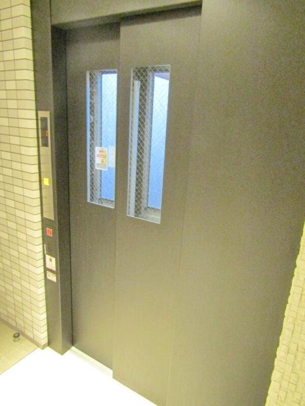 エントランス(★エレベーター★)