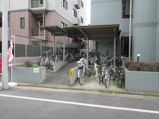 物件内観写真18　(駐輪場)