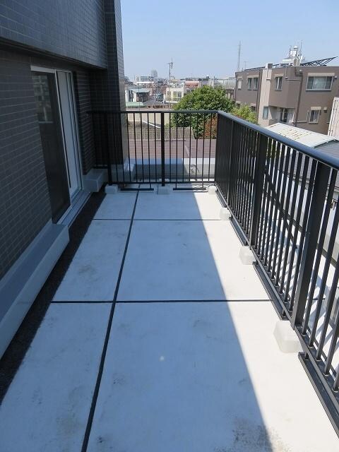 物件内観写真4　(★バルコニー★)