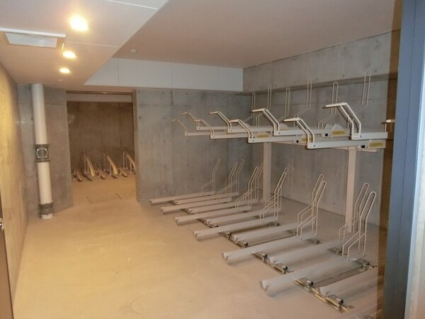 その他(★駐輪所★)