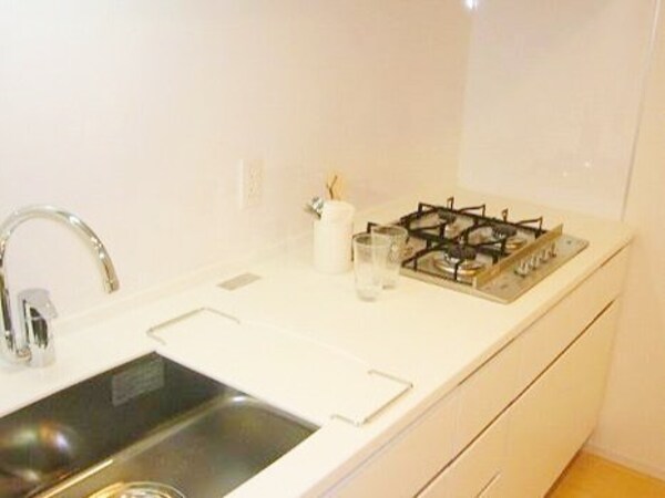 キッチン(お部屋探しは株式会社　タウンハウジング　までお気軽にお問合…)