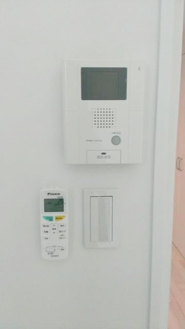 セキュリティ(★安心のＴＶモニター付きインターホン★)