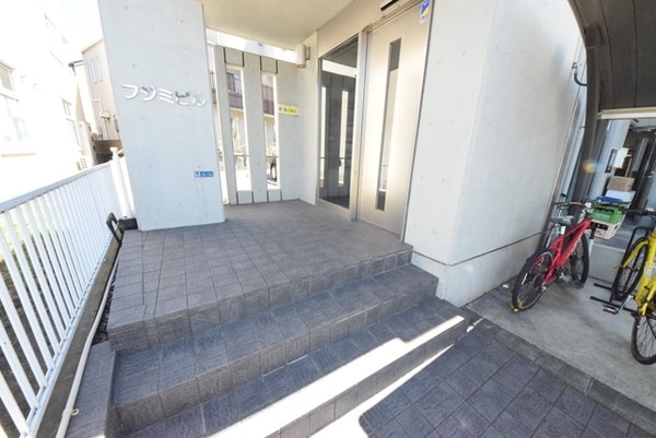 エントランス(★★エントランス★★)