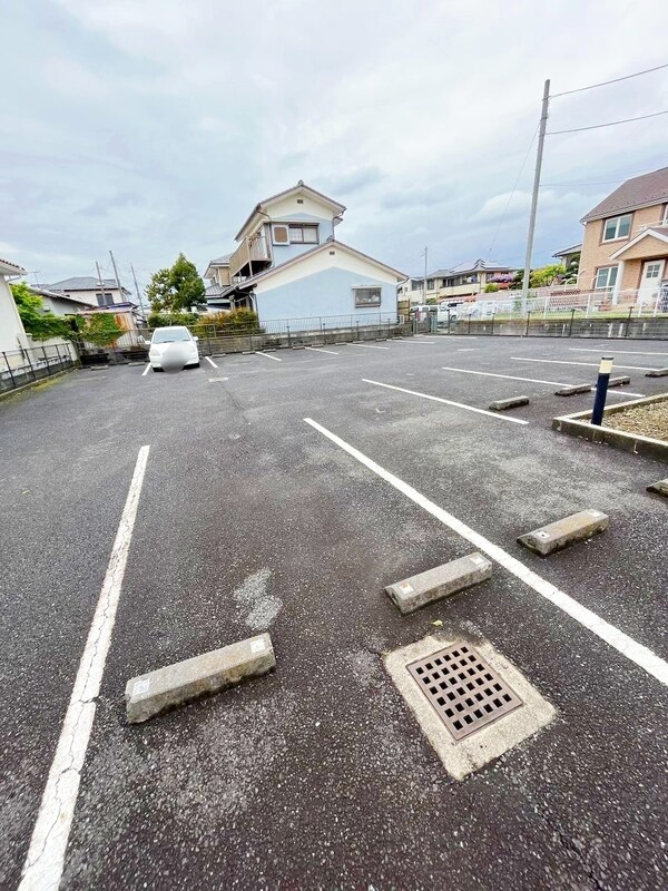 駐車場(駐車場)