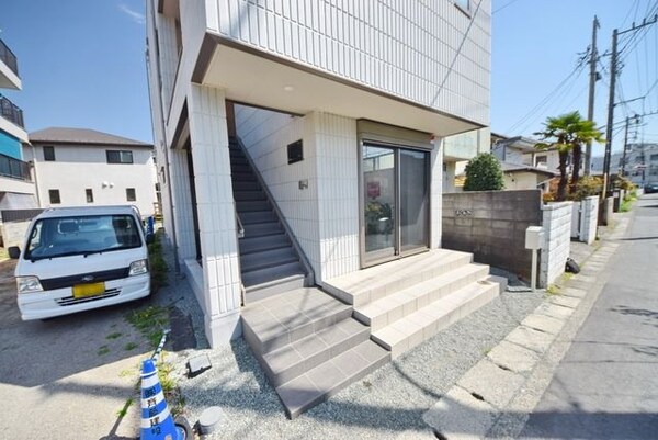 エントランス(★人気の鎌倉エリア★旭化成施工の新築物件★)