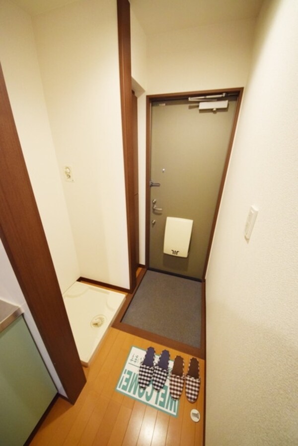 玄関(★玄関にはシューズＢＯＸもついてます★)