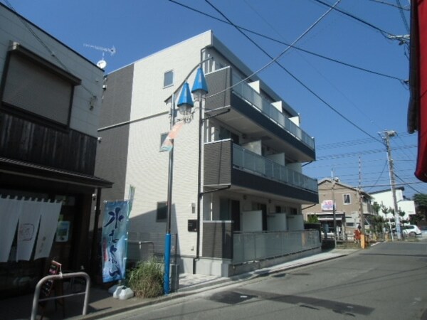 エントランス(★綺麗な外観★)
