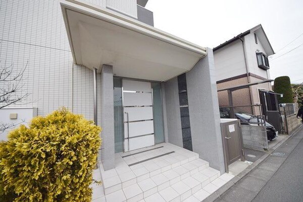 エントランス(★駅前オートロック付きマンション★)