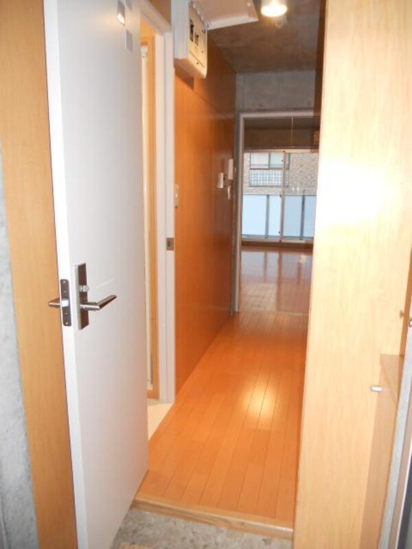 玄関(★★デザイナーズ賃貸1Ｋ★★)