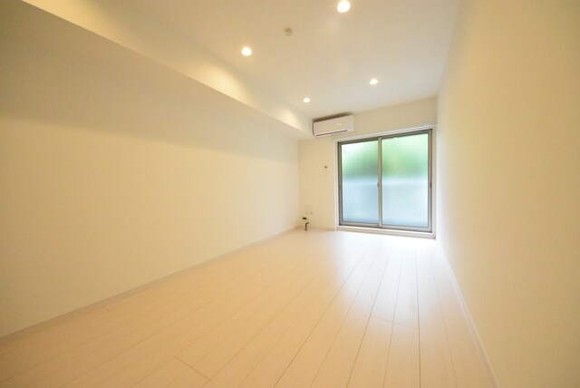 物件内観写真2　(★洋室★)