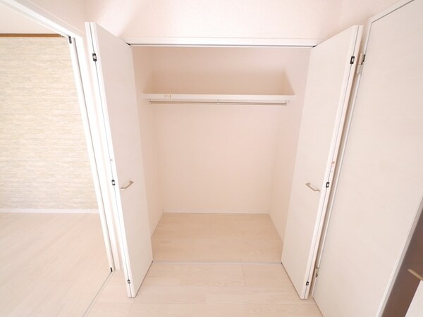 収納(★大きな収納付きなのでお部屋をすっきり使えます★)