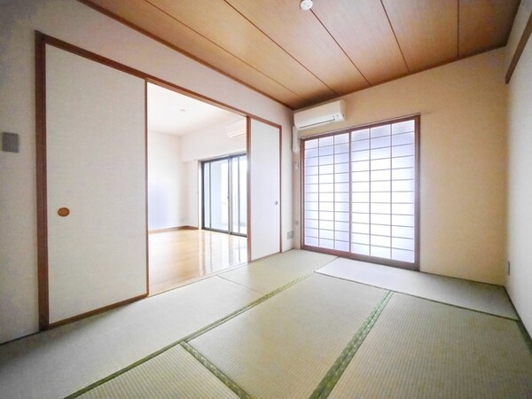 寝室