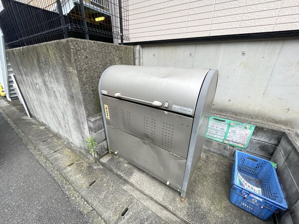 庭(庭)