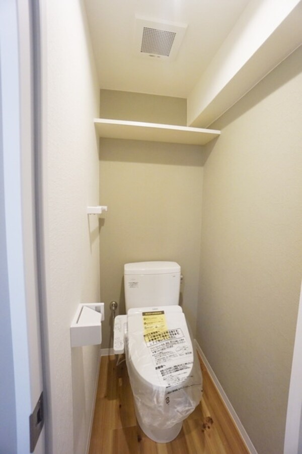 トイレ(※別部屋参考写真です)