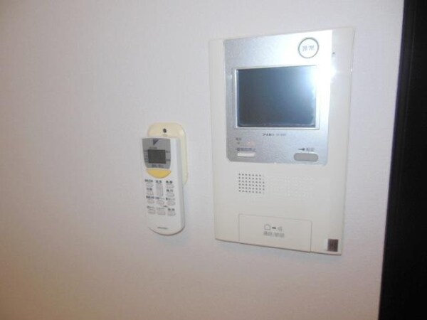 セキュリティ(★ＴＶモニター付きインターホン（別室）★)