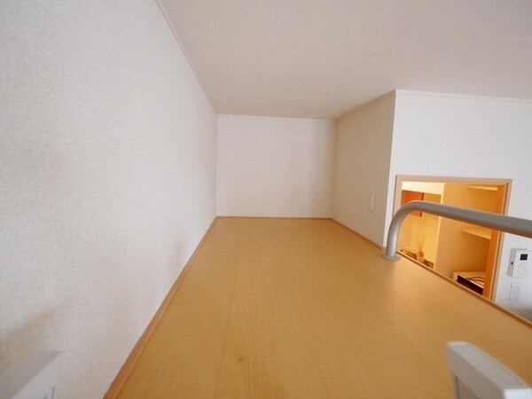 子供部屋(★人気のロフト付きです★)