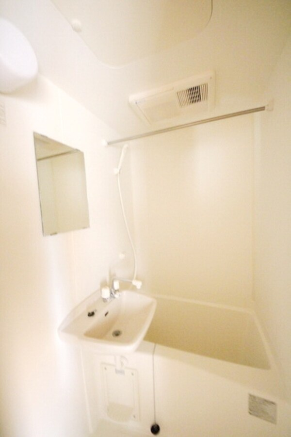 バス／シャワールーム等