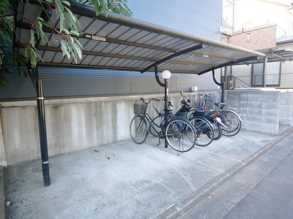 共有部分(★自転車置き場です★)