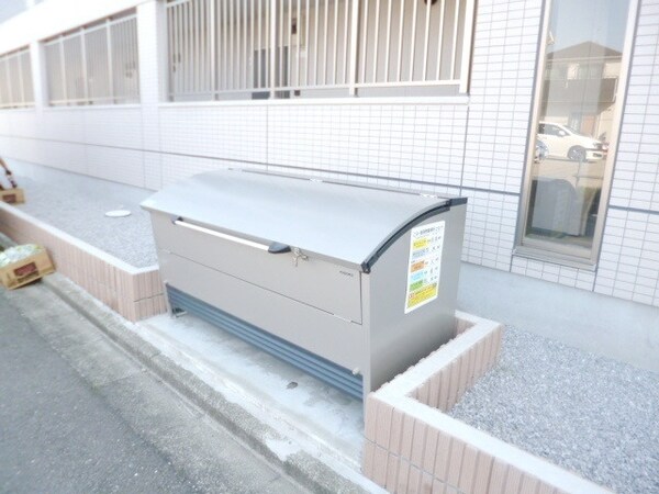 その他(★敷地内ごみ置き場★)