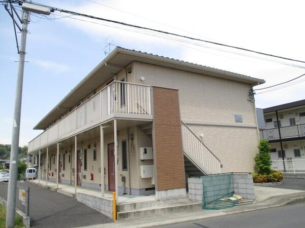 外観(★陽当たりよく明るい外観です★)