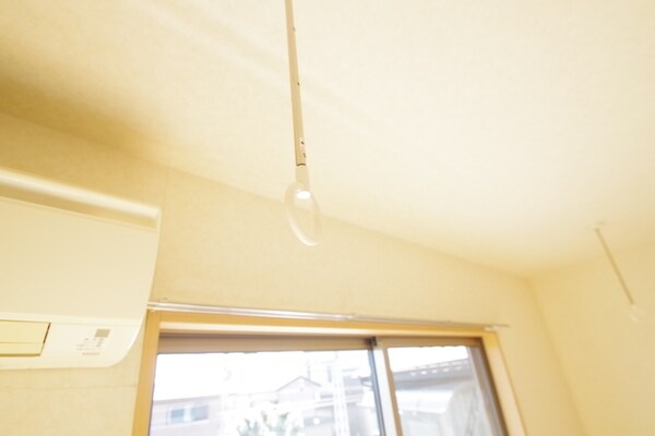 設備(★外に洗濯物が干せないときに便利な室内物干し★)