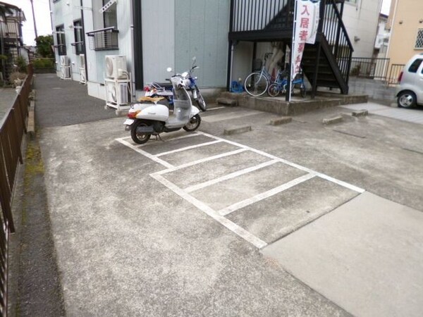 駐車場(★バイク駐輪可能★)
