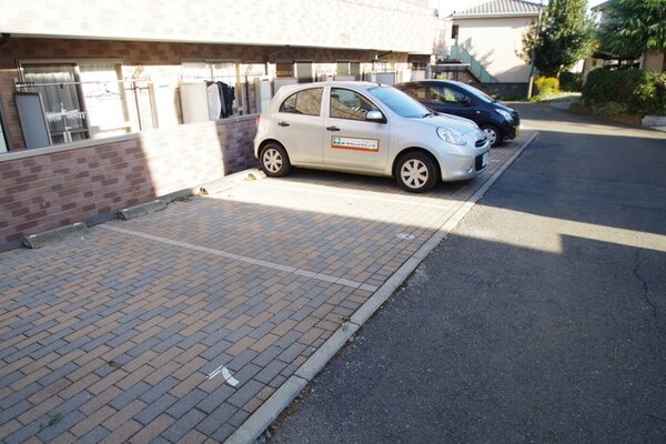 駐車場(★敷地内駐車場のご用意あります★)