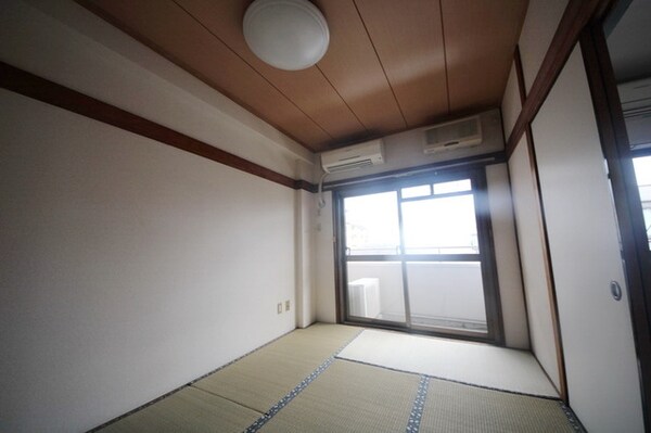 寝室